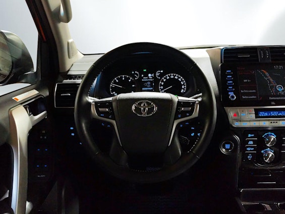 Vehicle image 10 Vehicle image 10