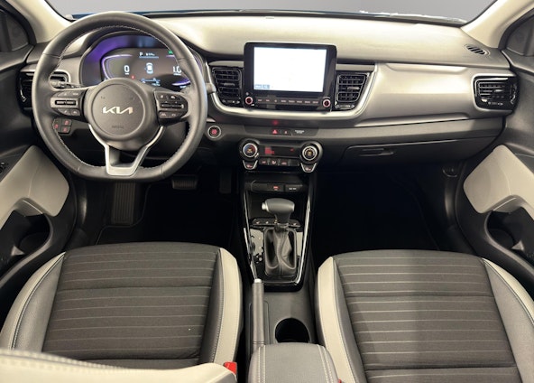 Vehicle image 8 Vehicle image 8