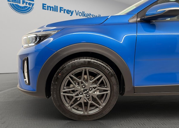 Vehicle image 3 Vehicle image 3