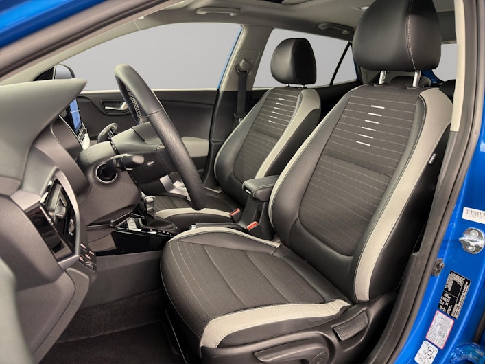 Vehicle image KIA STONIC