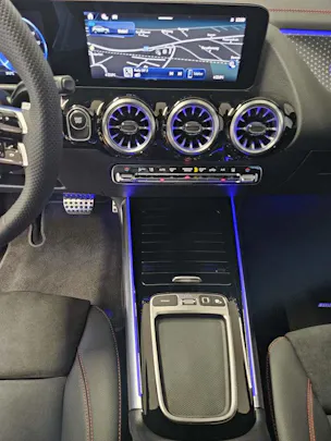 Mercedes-Benz EQA 350 4Matic AMG Line Swiss Star