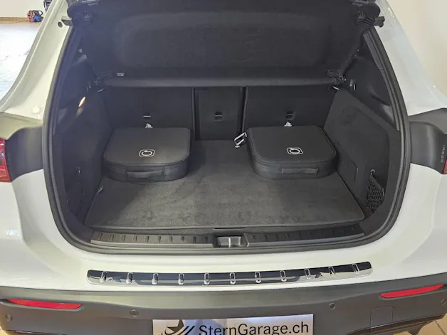 Mercedes-Benz EQA 350 4Matic AMG Line Swiss Star
