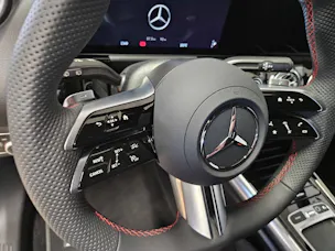 Mercedes-Benz EQA 350 4Matic AMG Line Swiss Star