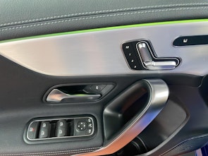 Vehicle image MERCEDES-BENZ A 200 AMG Line