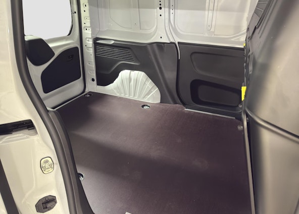 Vehicle image 13 Vehicle image 13