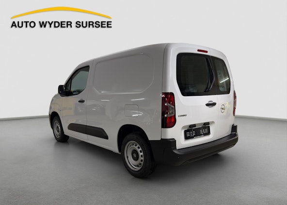 Vehicle image 3 Vehicle image 3