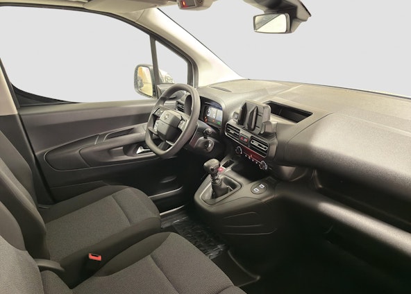 Vehicle image 11 Vehicle image 11