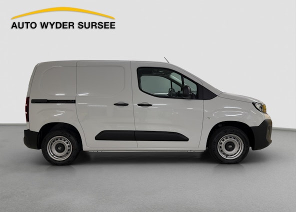 Vehicle image 6 Vehicle image 6