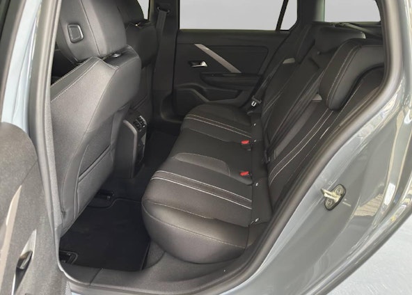 Vehicle image 7 Vehicle image 7