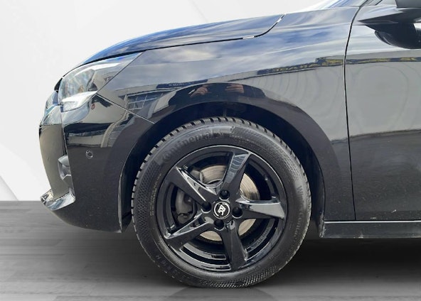 Vehicle image 9 Vehicle image 9