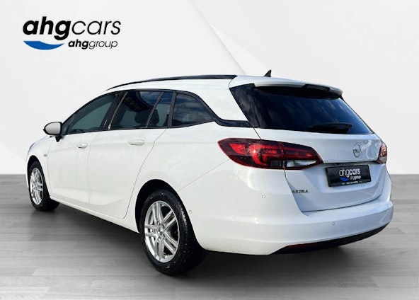 Vehicle image 2 Vehicle image 2