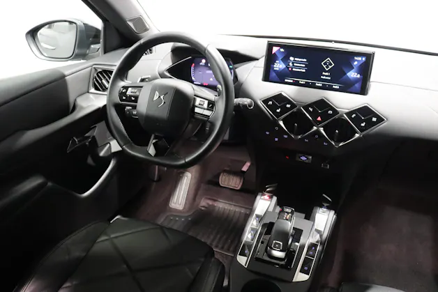 DS Automobiles 3 Crossback 1.2 PureTech 155 Bastille