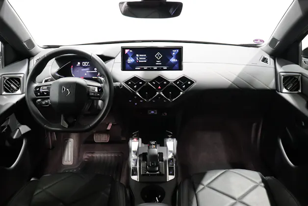 DS Automobiles 3 Crossback 1.2 PureTech 155 Bastille