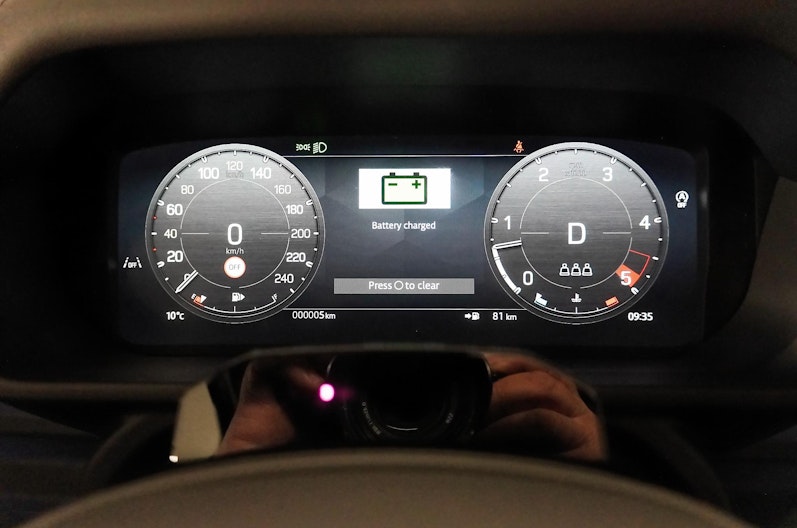 Vehicle image LAND ROVER DEFENDER