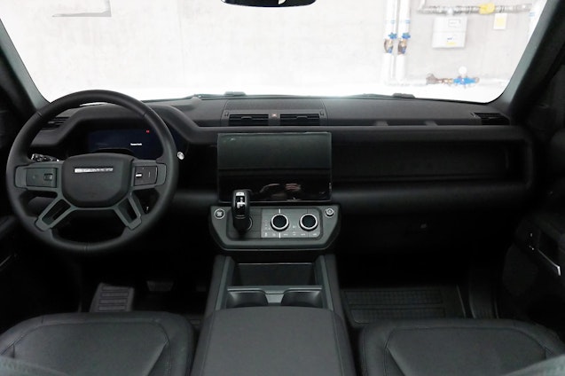 Vehicle image 4 Vehicle image 4