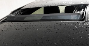 Vehicle image LAND ROVER Defender 90 3.0 D I6 250 X-Dynamic SE