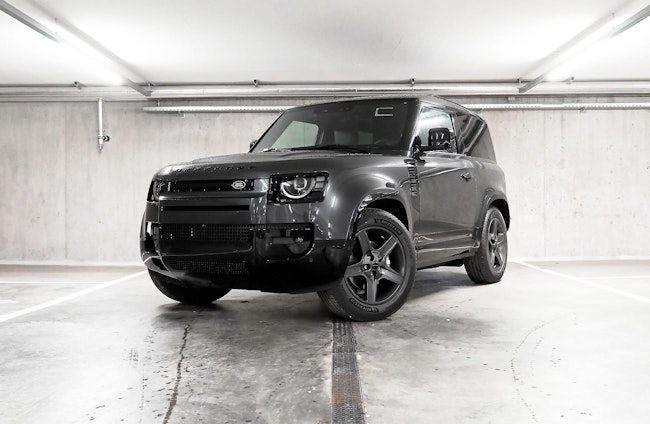 First vehicle image First vehicle image