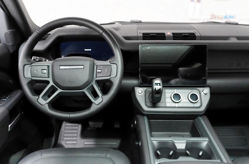 Vehicle image LAND ROVER DEFENDER