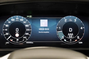 Vehicle image LAND ROVER Defender 90 3.0 D I6 250 X-Dynamic SE