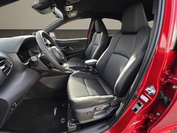 Vehicle image 8 Vehicle image 8