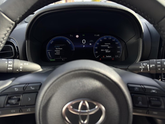 Vehicle image 12 Vehicle image 12