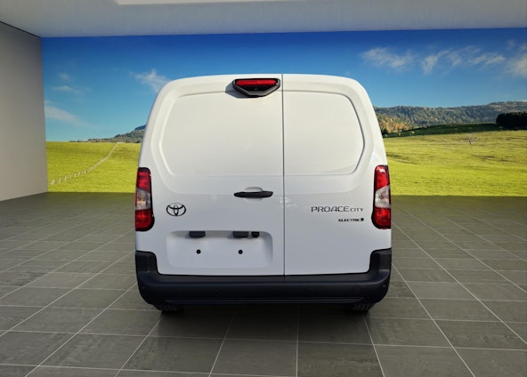 Vehicle image 3 Vehicle image 3