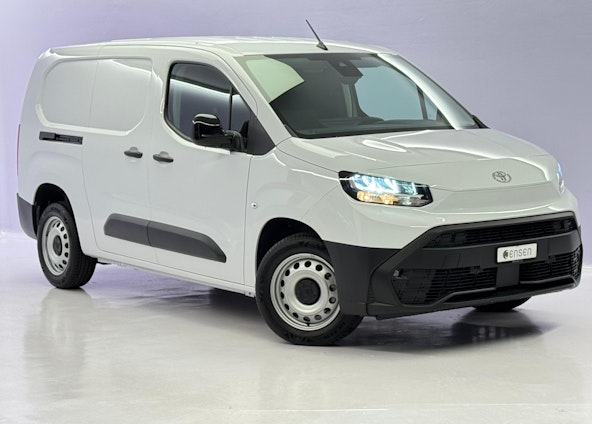 First vehicle image First vehicle image