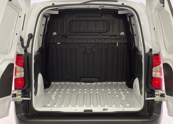 Vehicle image 15 Vehicle image 15