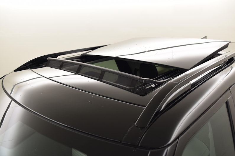 Vehicle image LAND ROVER DISCOVERY