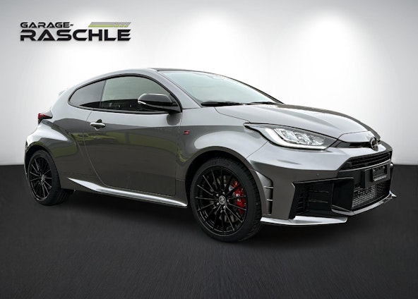 First vehicle image First vehicle image