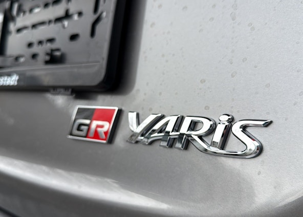 Vehicle image 9 Vehicle image 9