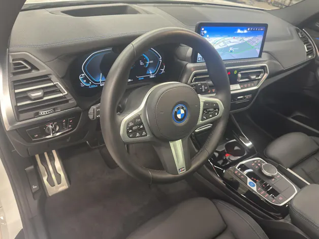 BMW iX3 E-Motor Impressive