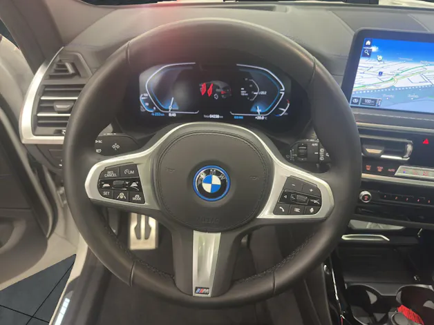 BMW iX3 E-Motor Impressive