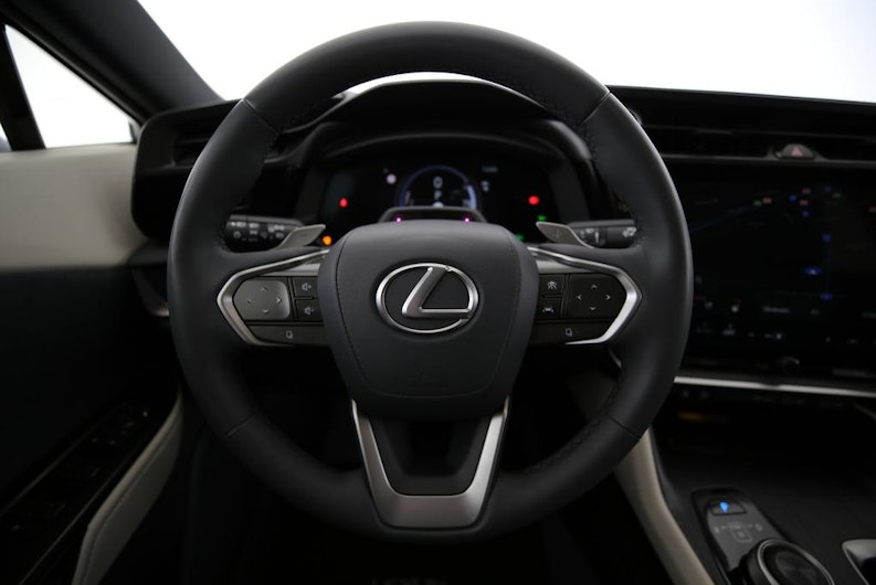 Vehicle image LEXUS RZ