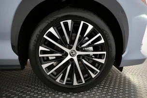 Lexus RZ 450e Excellence