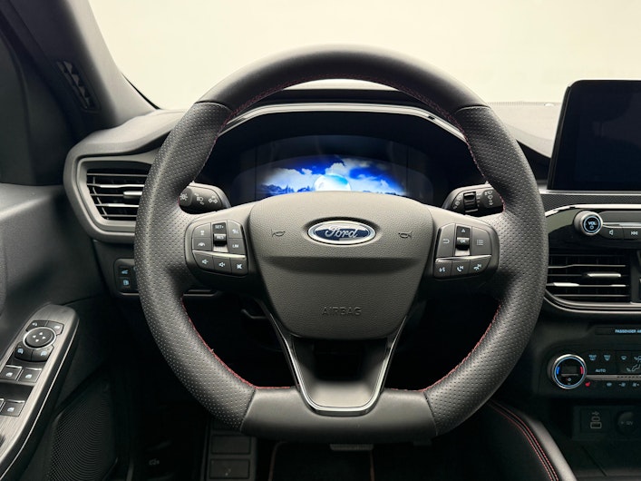 Vehicle image FORD KUGA