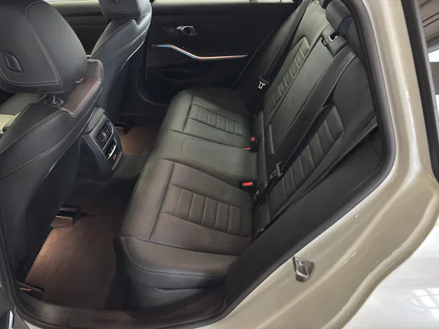BMW 330e xDrive SAG Touring