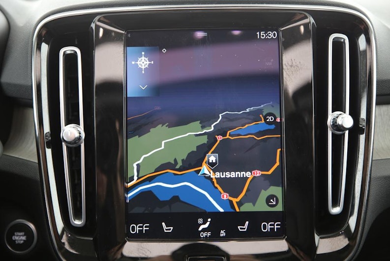 Vehicle image VOLVO XC40