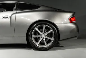 Aston Martin Vanquish 6.0 V12