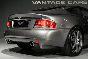 Aston Martin Vanquish 6.0 V12