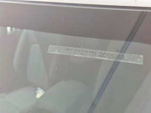 Vehicle image LAND ROVER Defender 90 3.0 D I6