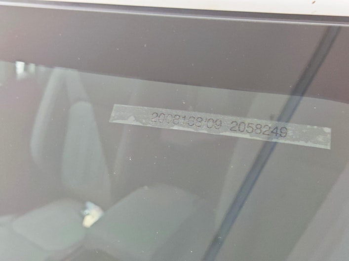 Vehicle image LAND ROVER DEFENDER