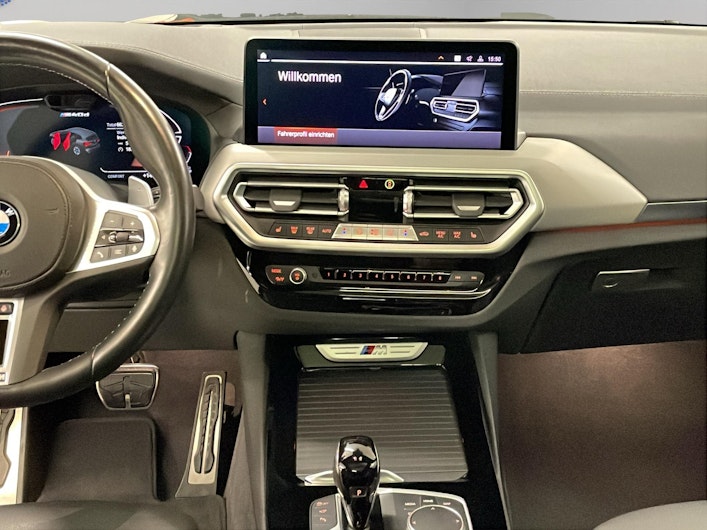 Vehicle image BMW X3