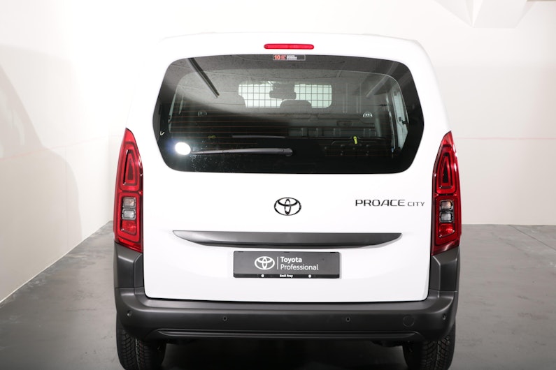 Vehicle image TOYOTA PROACE CITY