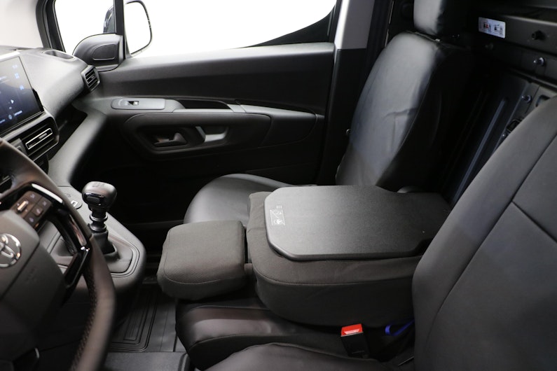 Vehicle image TOYOTA PROACE CITY