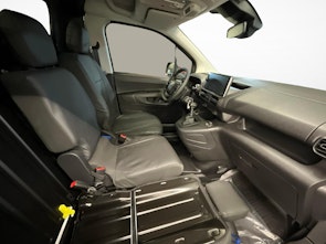 Vehicle image TOYOTA PROACE CITY Van L1 1.2 Active