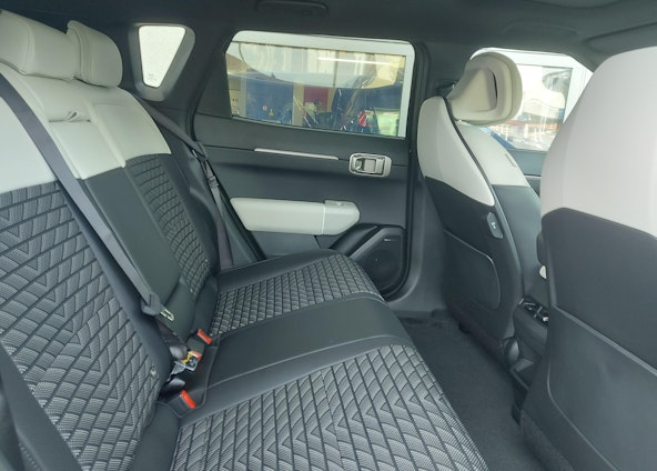 Vehicle image 13 Vehicle image 13