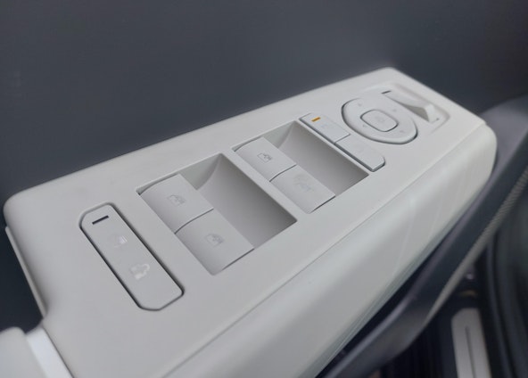 Vehicle image 26 Vehicle image 26