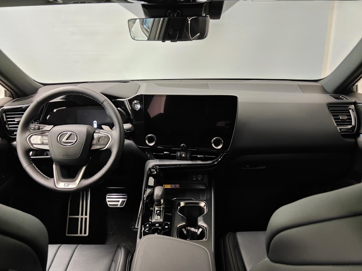 Vehicle image LEXUS NX