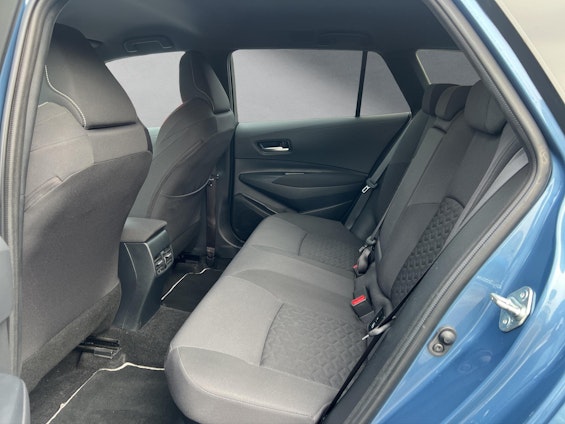 Vehicle image 9 Vehicle image 9